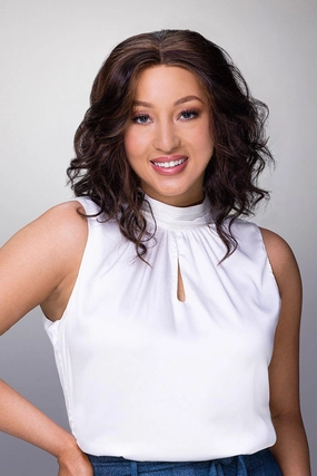 Accessories_Jon Renau_Wigs Julianne Lite Petite Wig by Jon Renau | Hand Tied Lace Front Single Mono