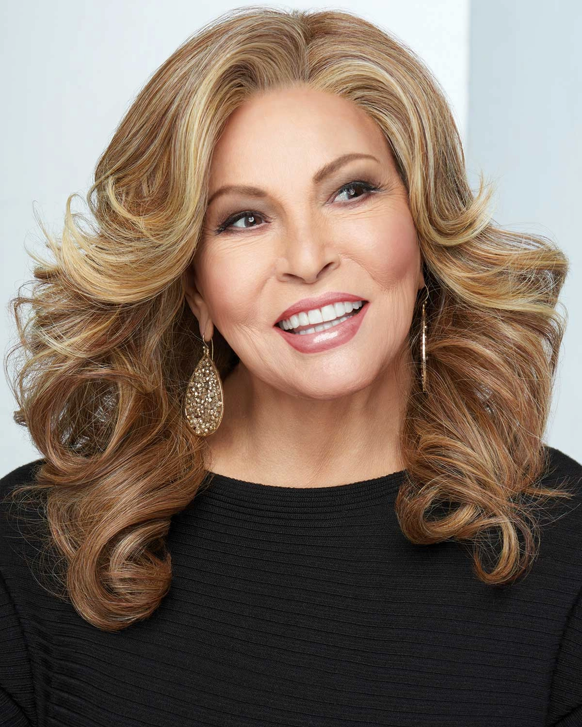 Accessories_Raquel Welch_Wigs Stroke of Genius | Lace Front & Monofilament Part Synthetic Wig by Raquel Welch
