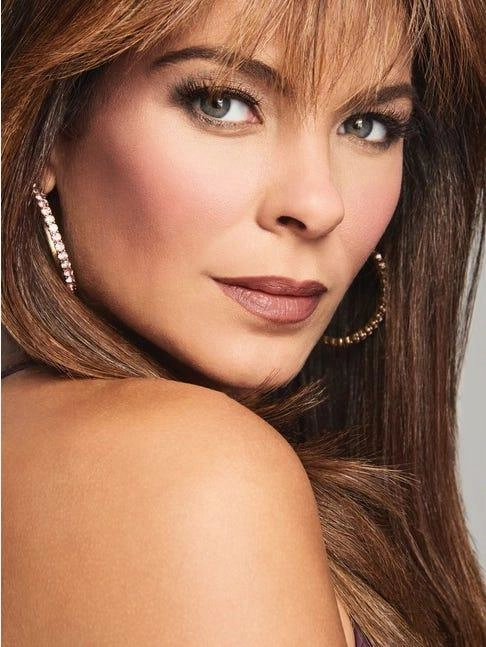 Accessories_Raquel Welch_Wigs Top Billing 12 Hair Addition by Raquel Welch | Straight Heat Friendly Synthetic | Clearance Sale Open Box (Unworn - Like New)