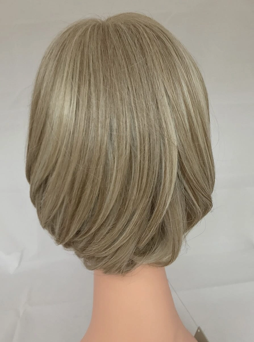 Accessories_Raquel Welch_Wigs Upstage Petite Wig by Raquel Welch
