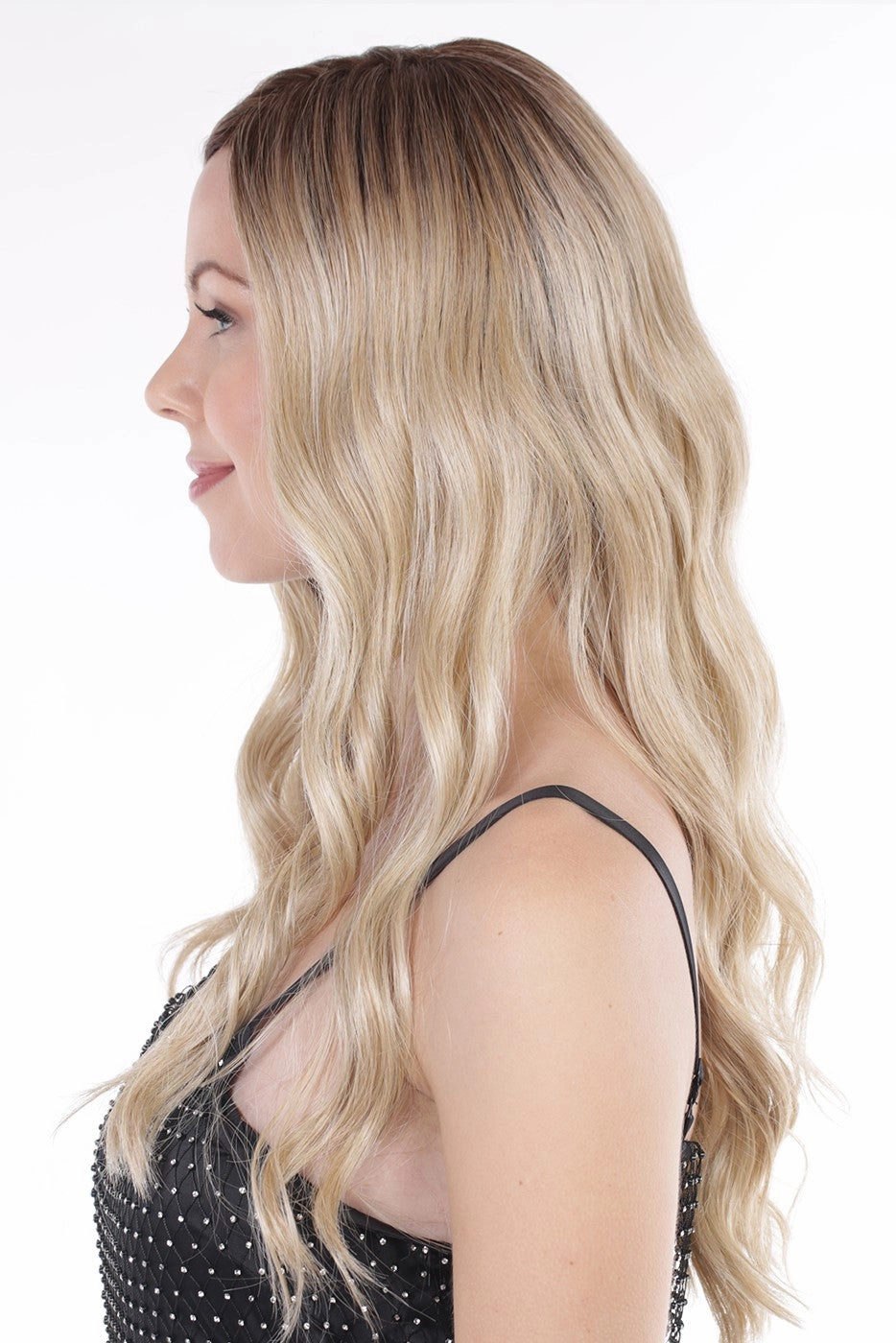 Belle Tress Wigs - Maxwella 22" (#6050 / #6050A)