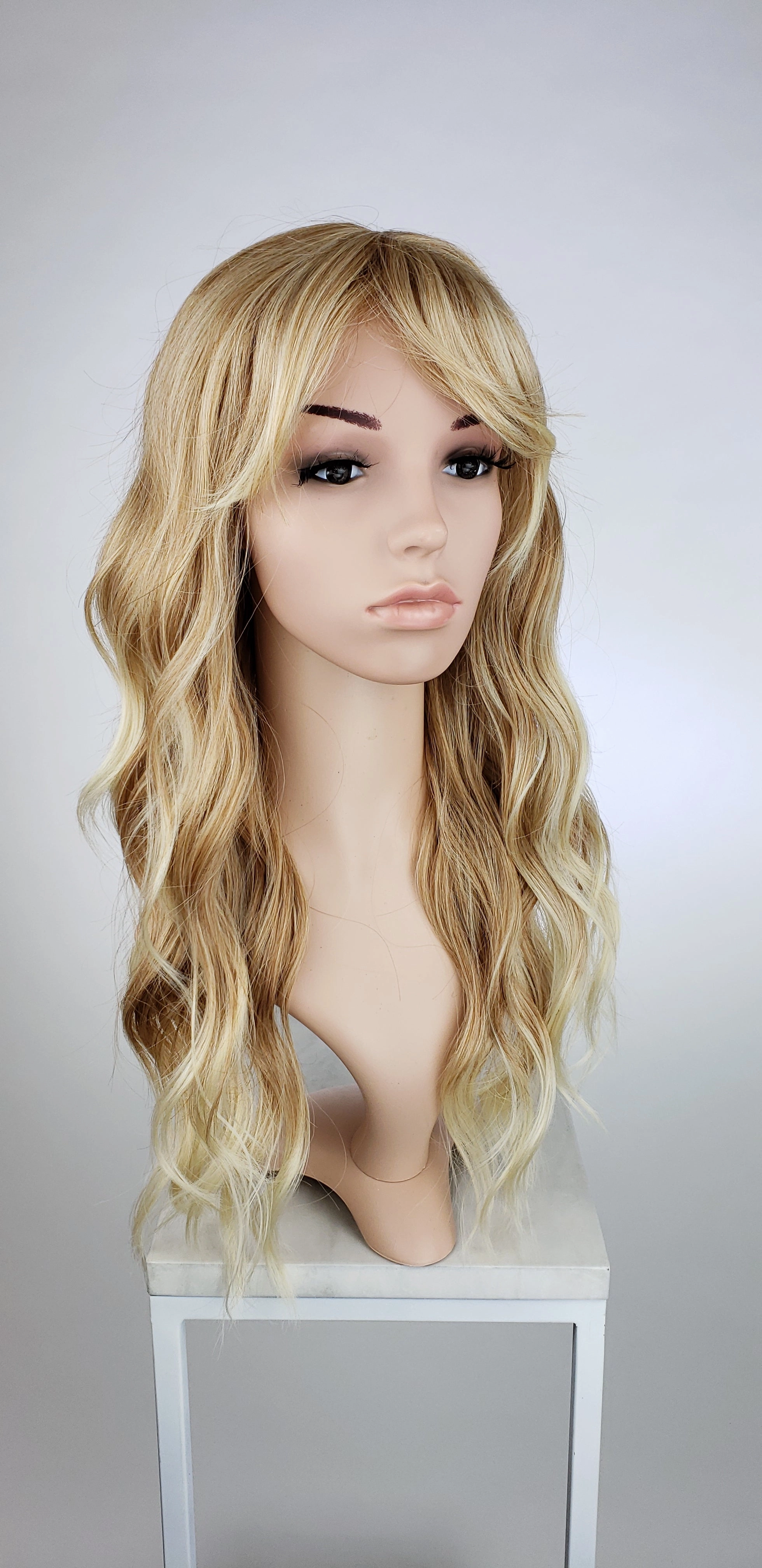 Fantasia Strawberry Blonde - Hard Front Wig