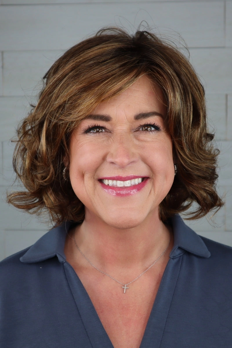 Gabor Wigs - Modern Motif