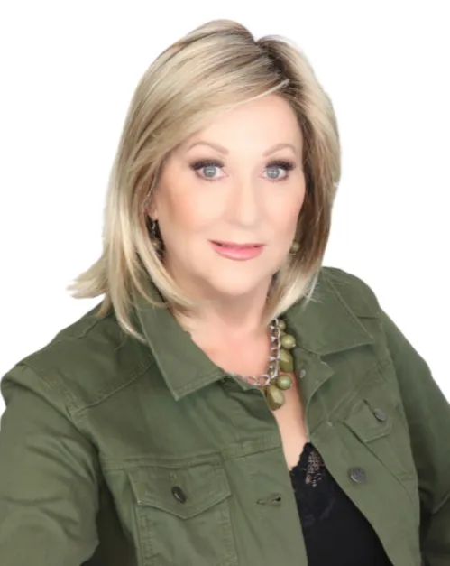 Icone Wig by Ellen Wille | Synthetic Hair | Petite/Average Cap
