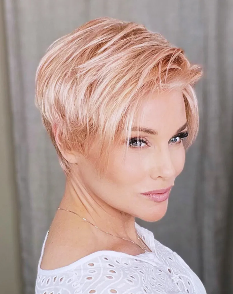 Jett Wig by Estetica | Synthetic Hair | Average Cap