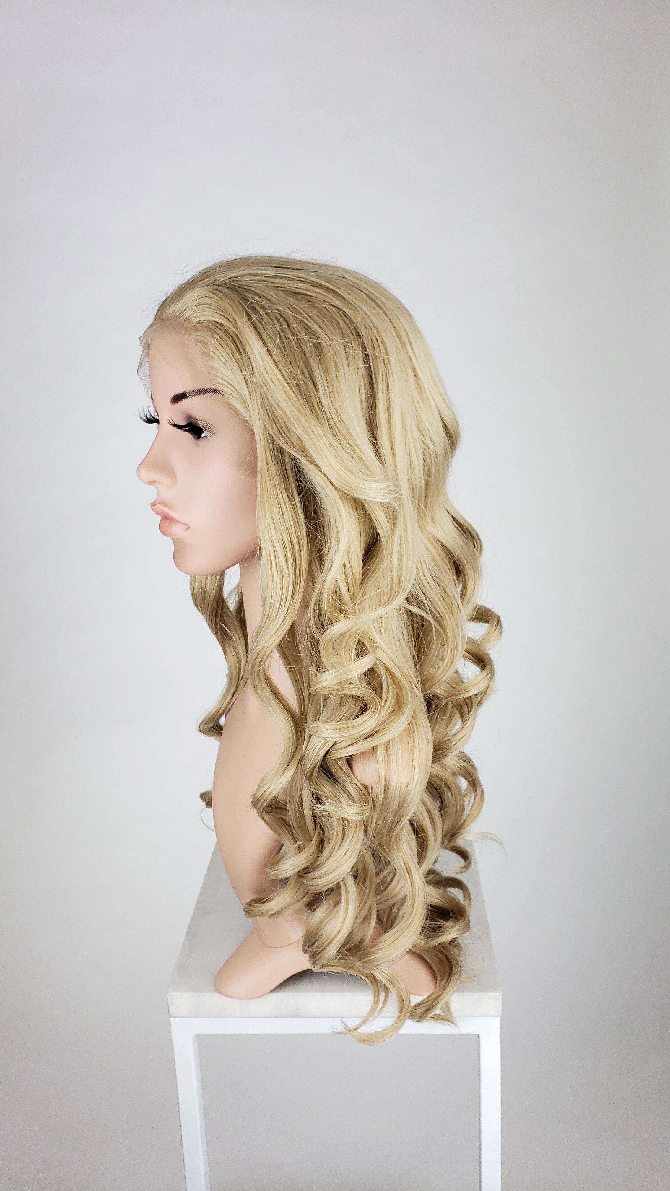Kat Natural Blonde - Natural Plus Series