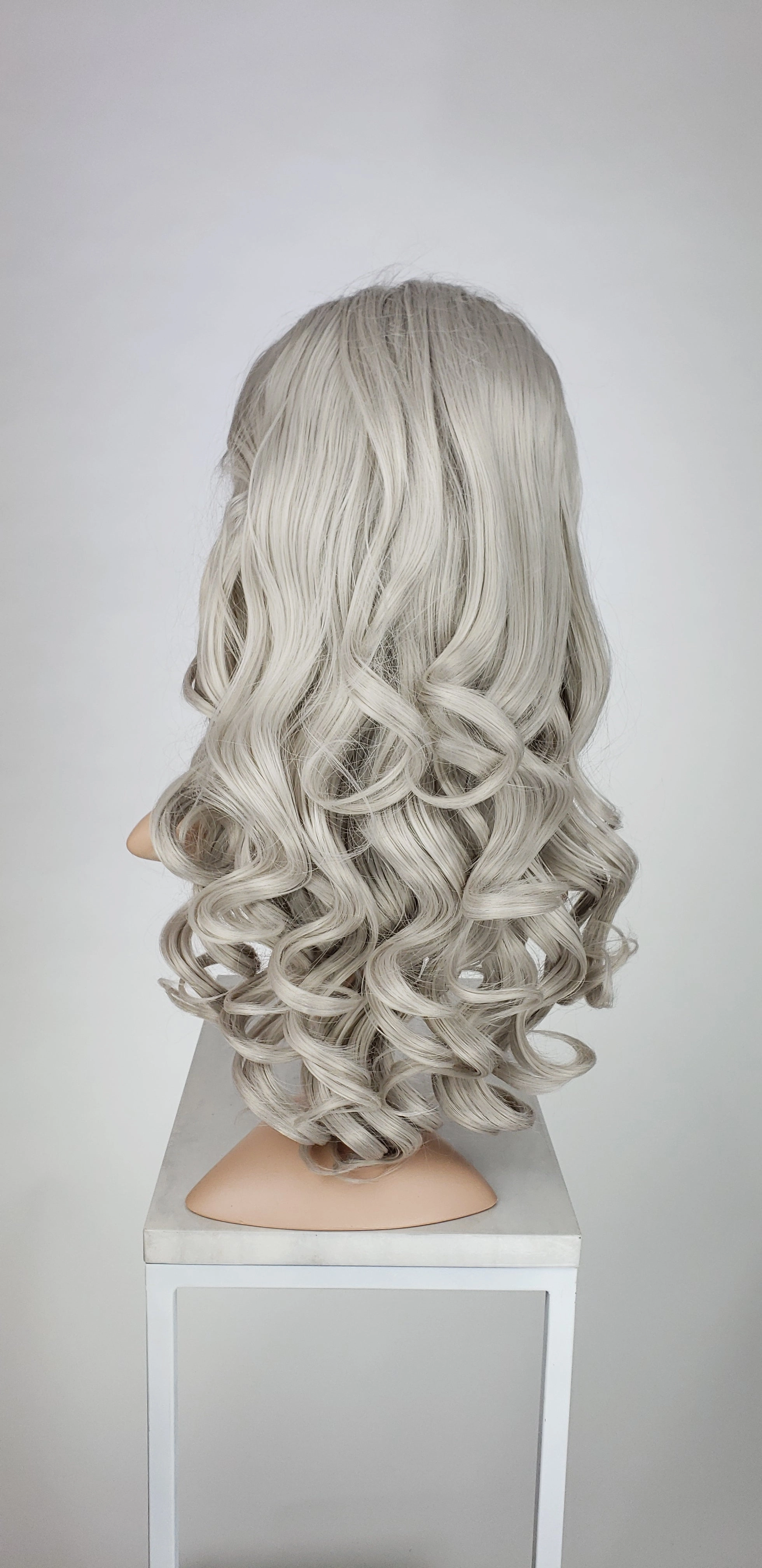 Kat True Silver - Natural Plus Series