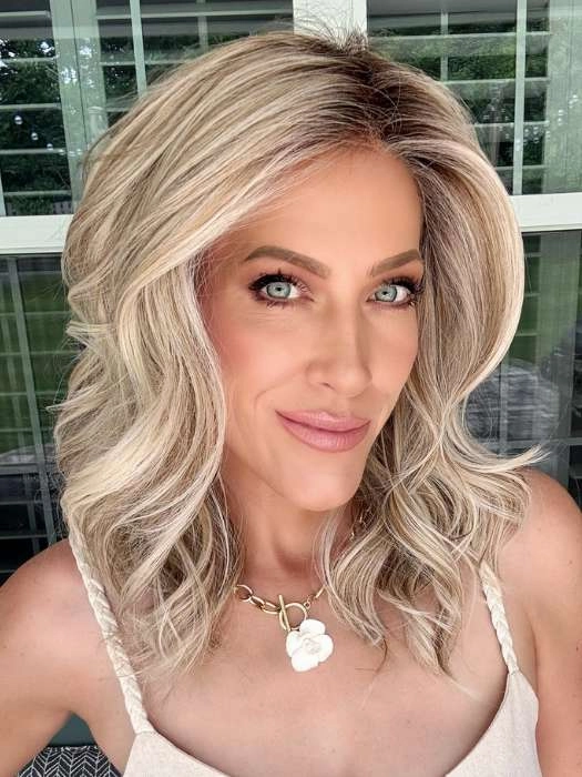 Laguna Beach | Synthetic Lace Front Wig (Mono Part)