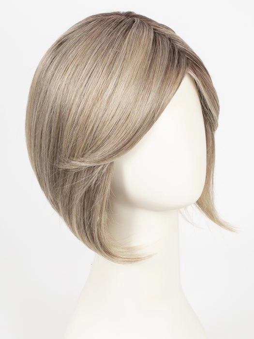 Made You Look | Petite/Average | Synthetic Lace Front Wig (Hand-Tied)