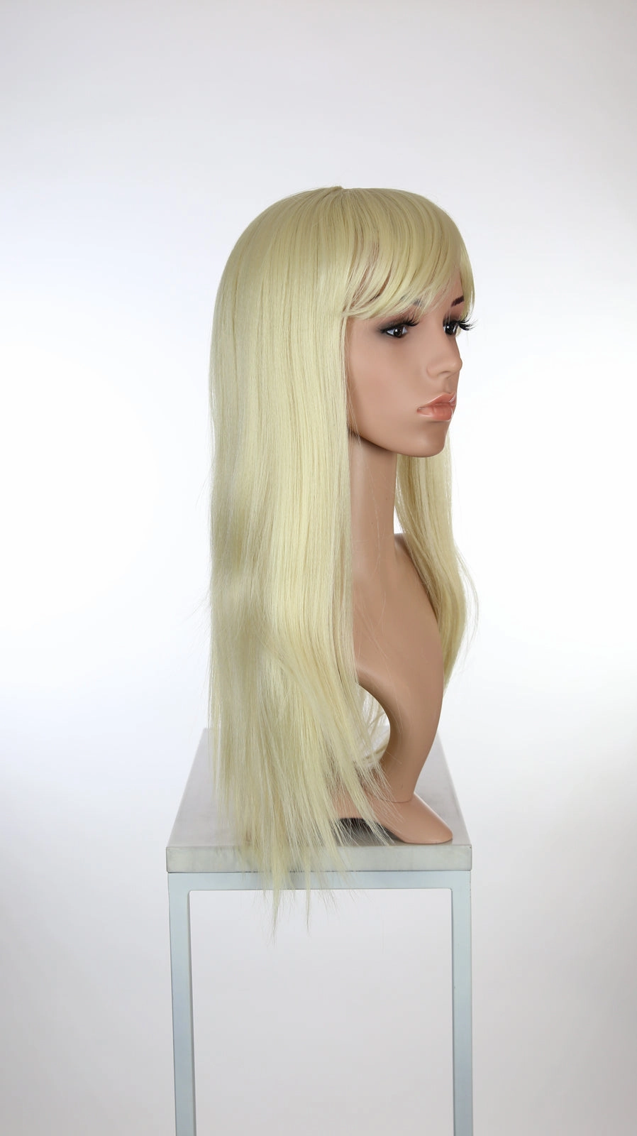 Oasis Bleach Blonde - Hard Front Wig