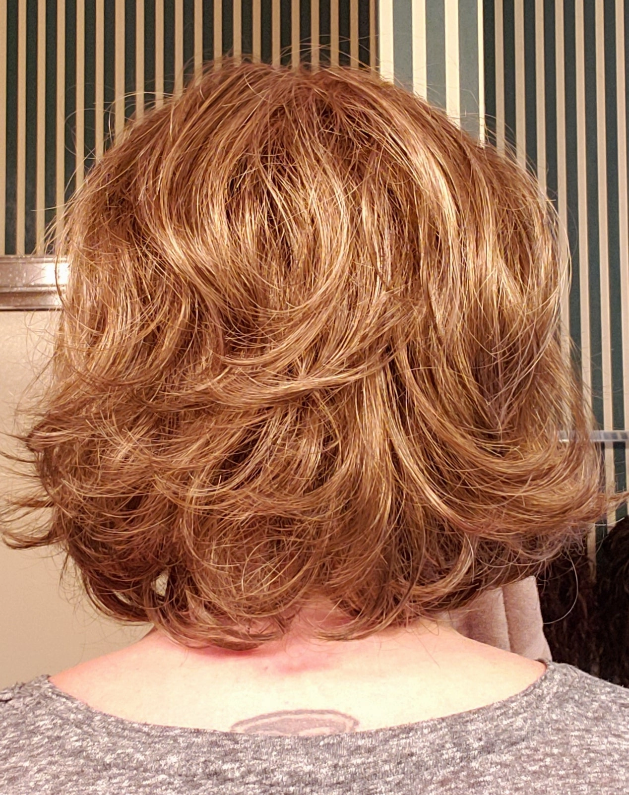 Peyton Wig by Henry Margu | Synthetic Hair | Average Cap