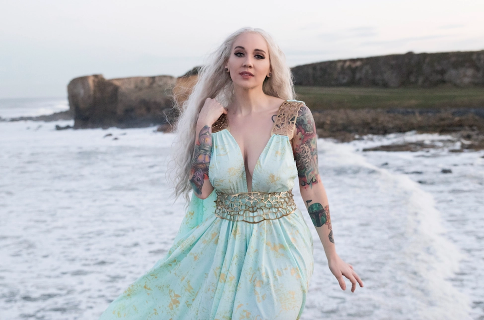 Rue White Blonde - Luxe Series