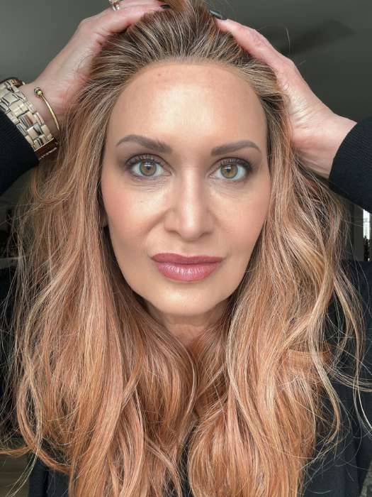 Selfie Mode | Synthetic Lace Front Wig (Mono Top)